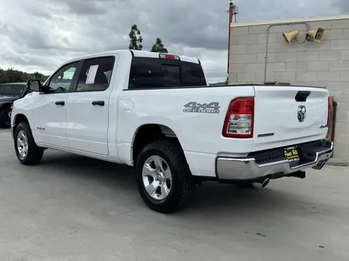 Bright White Clearcoat 2023 RAM 1500 Big Horn