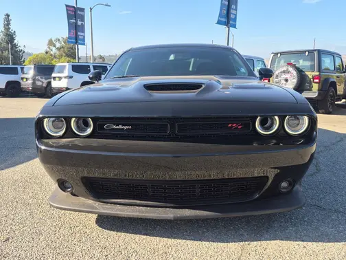 Pitch Black Clearcoat 2023 Dodge Challenger R/T Scat Pack