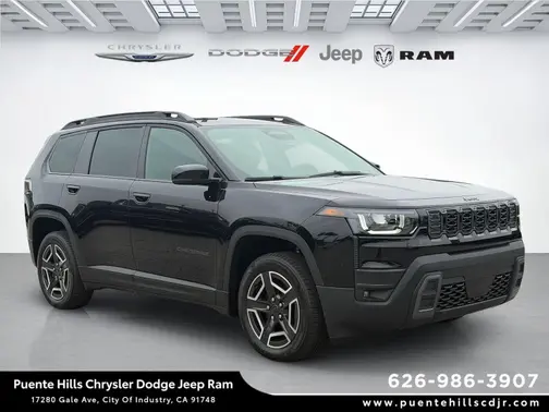Diamond Black Crystal Pearl-Coat Exterior Paint 2026 Jeep Cherokee Limited
