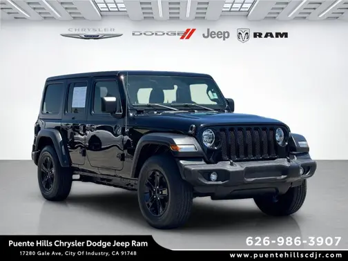 Black Clearcoat 2022 Jeep Wrangler Unlimited Sport Altitude
