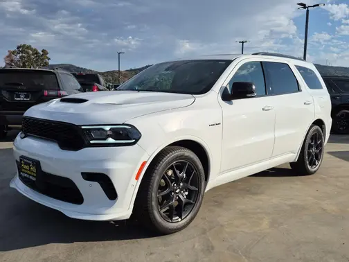 White Knuckle Clear-Coat Exterior Paint 2026 Dodge Durango GT Plus HEMI V8