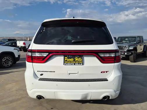 White Knuckle Clear-Coat Exterior Paint 2026 Dodge Durango GT Plus HEMI V8