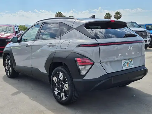 Cyber Gray Metallic 2025 Hyundai KONA SEL