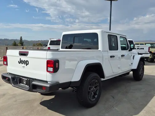 Bright White Clear-Coat Exterior Paint 2026 Jeep Gladiator Sport S