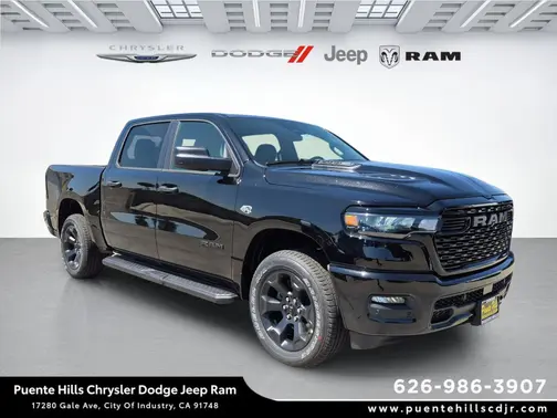 Diamond Black Crystal Pearl-Coat Exterior Paint 2026 RAM 1500 Express