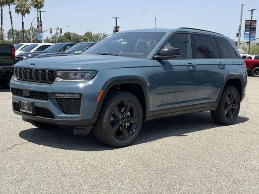 Steel Blue Exterior Paint 2026 Jeep Grand Cherokee LIMI