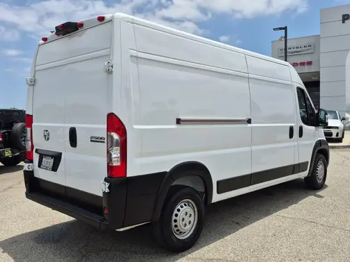 WHITE 2026 RAM ProMaster 2500