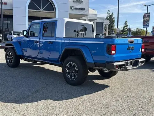 Hydro Blue Pearl-Coat Exterior Paint 2026 Jeep Gladiator Sahara