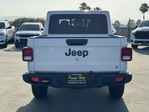 Bright White Clear-Coat Exterior Paint 2026 Jeep Gladiator 85th Anniversary Edition