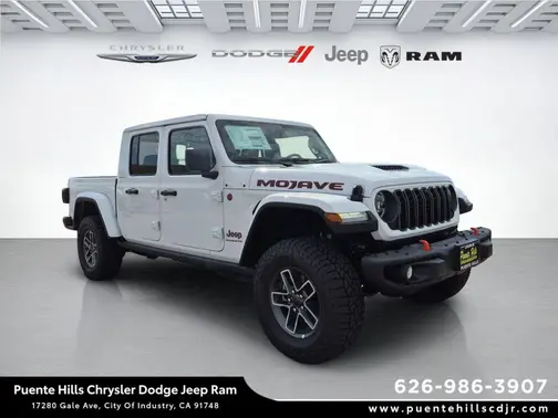 Bright White Clear-Coat Exterior Paint 2026 Jeep Gladiator Mojave X