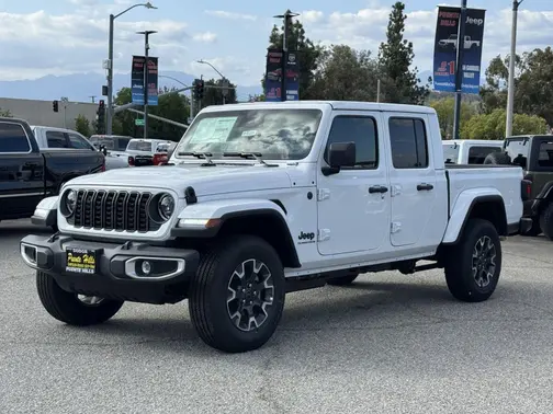 Bright White Clear-Coat Exterior Paint 2026 Jeep Gladiator Sahara