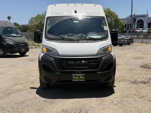 Bright White Clear-Coat Exterior Paint 2026 RAM ProMaster 2500 Tradesman