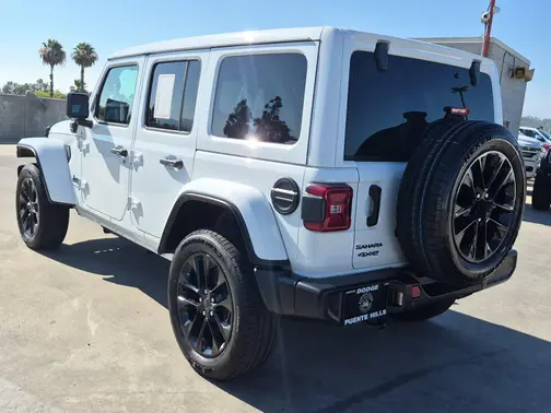 Bright White Clearcoat 2025 Jeep Wrangler 4xe Sahara