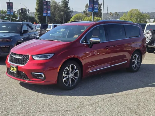 Red Hot Pearl-Coat Exterior Paint 2026 Chrysler Pacifica Pinnacle
