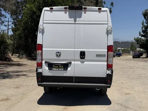 Bright White Clear-Coat Exterior Paint 2026 RAM ProMaster 3500 Tradesman