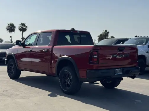 Molten Red Pearl-Coat Exterior Paint 2026 RAM 1500 Rebel