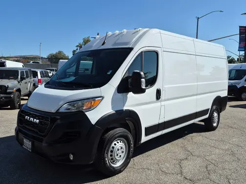 Bright White Clearcoat 2026 RAM ProMaster 2500 Tradesman