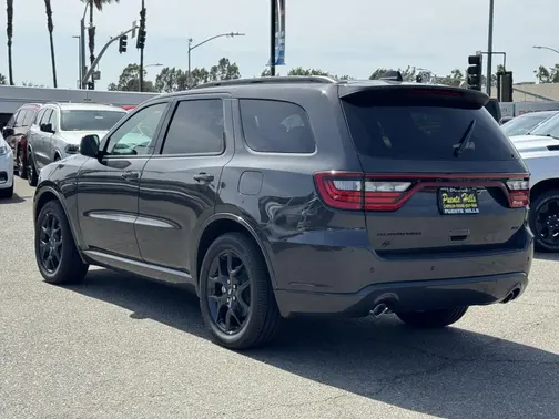 Vapor Gray Exterior Paint 2026 Dodge Durango GT HEMI V8