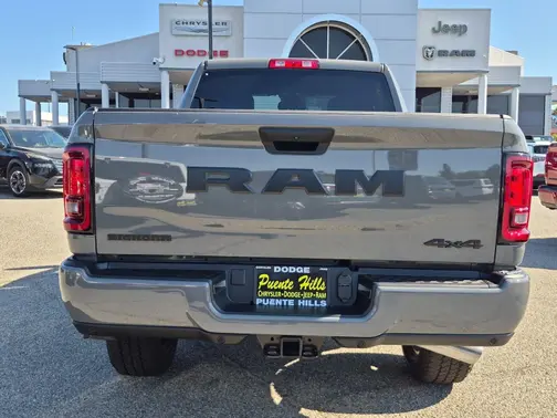 Ceramic Gray Clear-Coat Exterior Paint 2026 RAM 3500 Big Horn