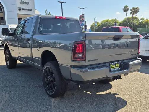 Ceramic Gray Clear-Coat Exterior Paint 2026 RAM 3500 Big Horn