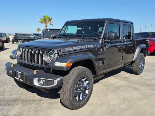 Granite Crystal Metallic Clear-Coat Exterior Paint 2026 Jeep Gladiator 85th Anniversary Edition