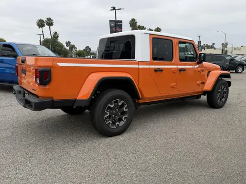 Joose Exterior Paint 2026 Jeep Gladiator SPORT
