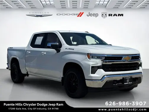 Summit White 2024 Chevrolet Silverado 1500 LT