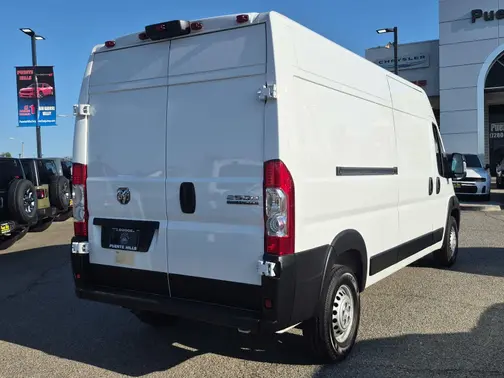 WHITE 2026 RAM ProMaster 2500