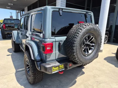 Anvil Clear-Coat Exterior Paint 2026 Jeep Wrangler Rubicon X