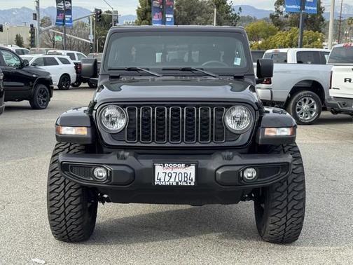 2024 Jeep Gladiator Nighthawk