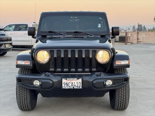 2021 Jeep Wrangler Unlimited Sahara Altitude 4x4
