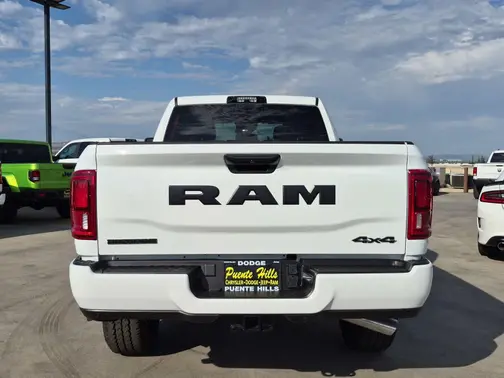 Bright White Clear-Coat Exterior Paint 2026 RAM 3500 Big Horn