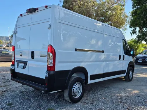 Bright White Clearcoat 2026 RAM ProMaster 2500 Tradesman