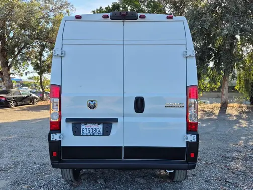Bright White Clearcoat 2026 RAM ProMaster 2500 Tradesman