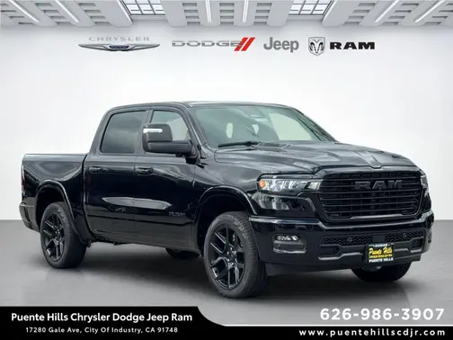 Diamond Black Crystal Pearl-Coat Exterior Paint 2026 RAM 1500 Laramie