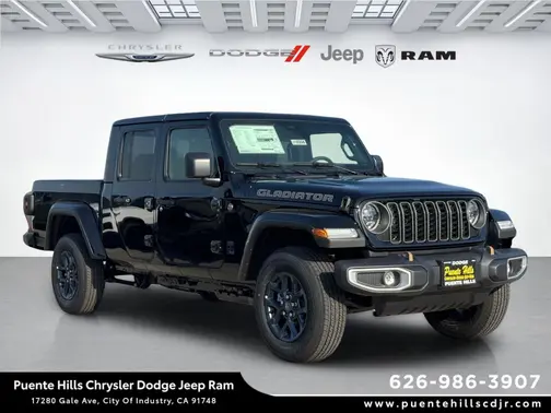 Black Clear-Coat Exterior Paint 2026 Jeep Gladiator 85th Anniversary Edition