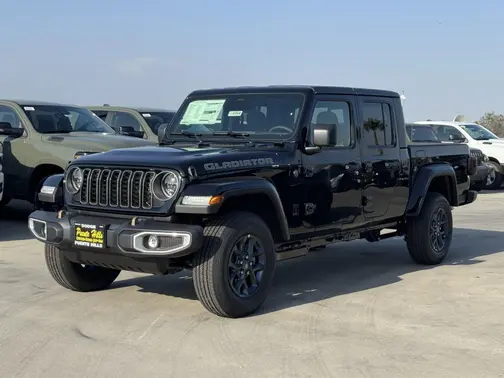 Black Clear-Coat Exterior Paint 2026 Jeep Gladiator 85th Anniversary Edition
