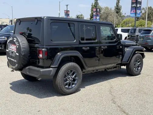 Black Clear-Coat Exterior Paint 2026 Jeep Wrangler 85th Anniversary