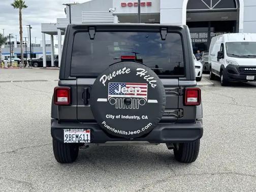 Granite Crystal Metallic Clearcoat 2022 Jeep Wrangler Sport S