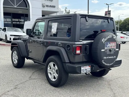 Granite Crystal Metallic Clearcoat 2022 Jeep Wrangler Sport S