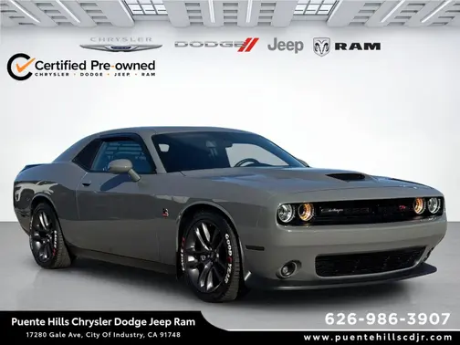 Destroyer Gray Clearcoat 2023 Dodge Challenger R/T Scat Pack