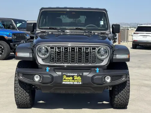 Granite Crystal Metallic Clearcoat 2025 Jeep Wrangler 4xe Rubicon