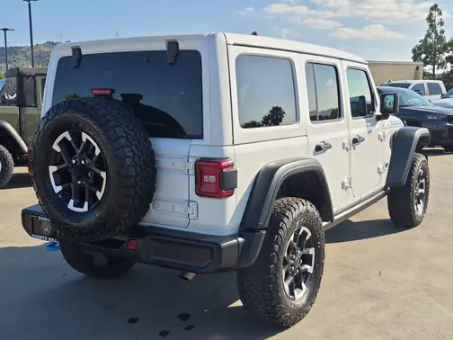 Bright White Clearcoat 2025 Jeep Wrangler 4xe Rubicon