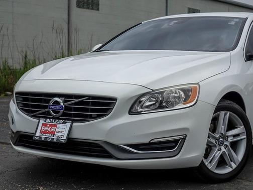 2015 Volvo S60 T5 Premier Plus