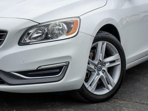 2015 Volvo S60 T5 Premier Plus