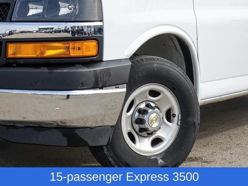 Summit White 2024 Chevrolet Express 3500 RWD 3500 Extended Wheelbase LT