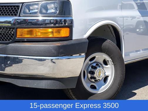 Summit White 2024 Chevrolet Express 3500 RWD 3500 Extended Wheelbase LT