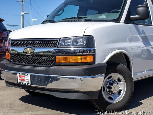 Summit White 2024 Chevrolet Express 3500 RWD 3500 Extended Wheelbase LT