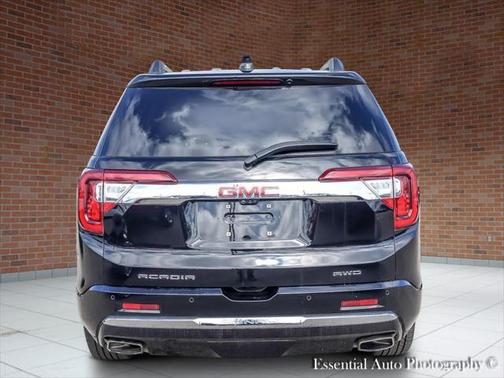 2020 GMC Acadia Denali