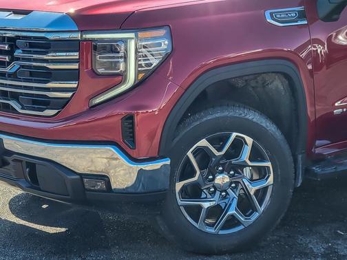 Volcanic Red Tintcoat 2026 GMC Sierra 1500 SLT